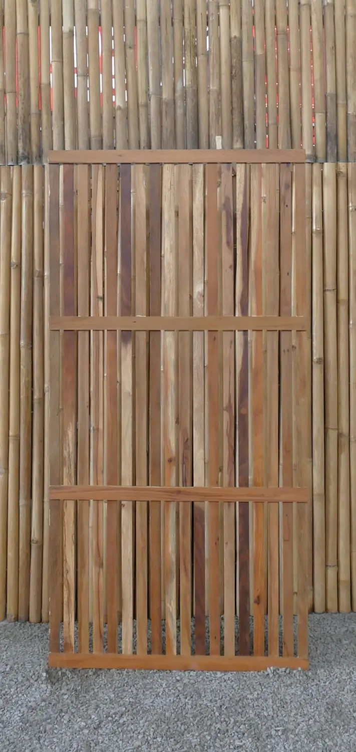  Product image 10 of the product “bamboo weave fence with laminated surround finished with 2 coats of pu ”